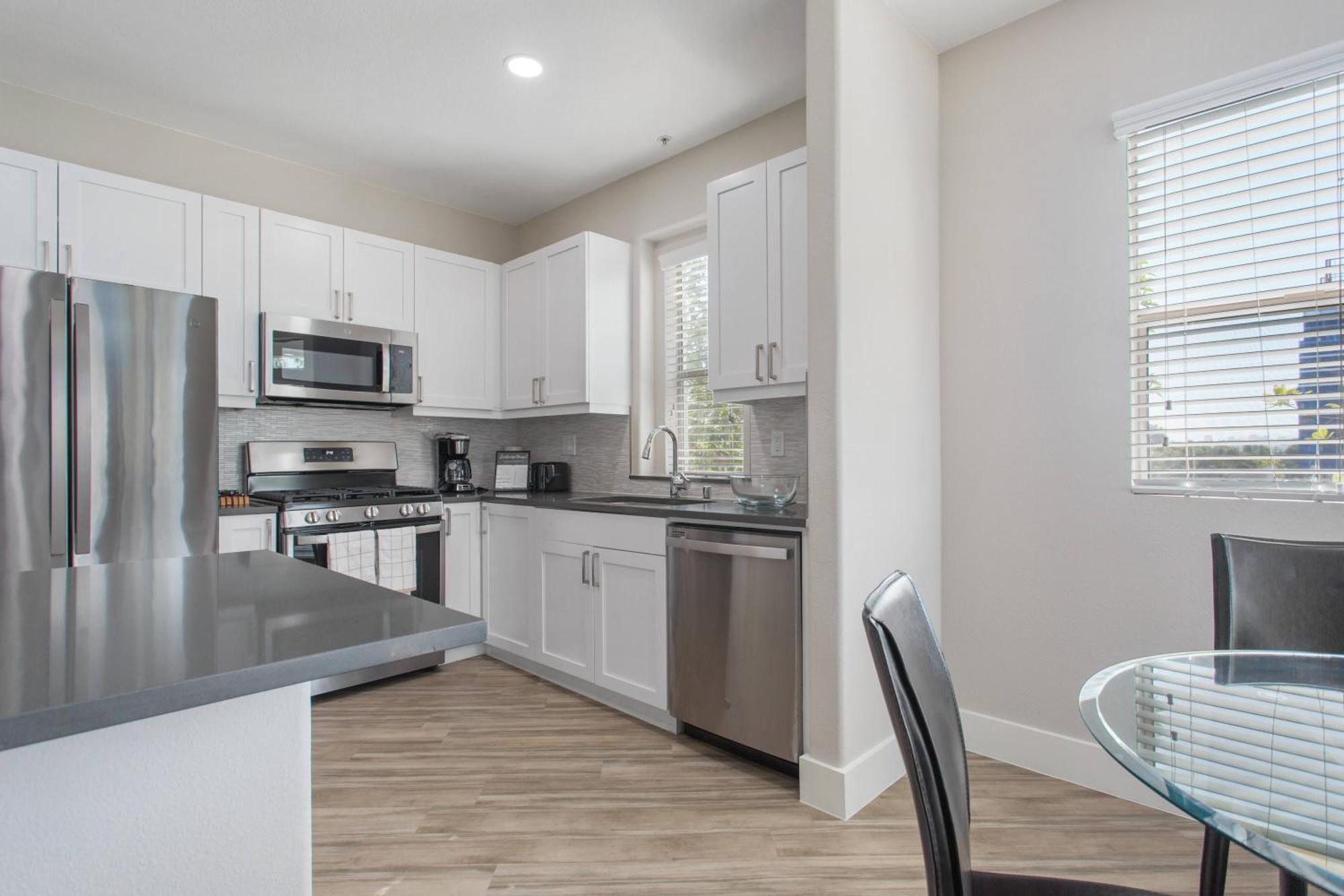 The Hills Property Management Los Angeles Buitenkant foto