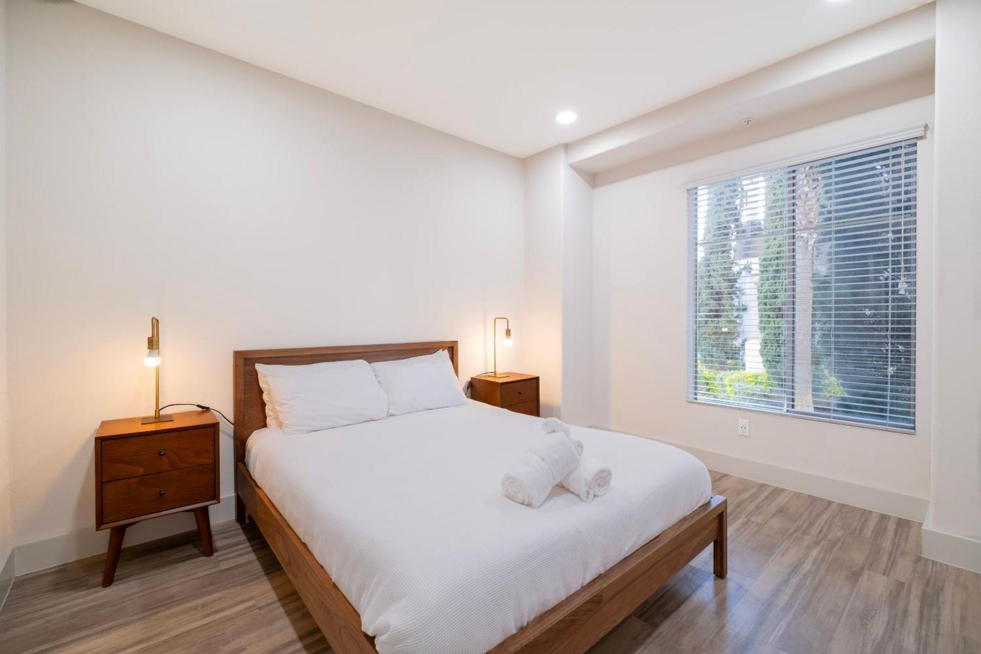 The Hills Property Management Los Angeles Buitenkant foto